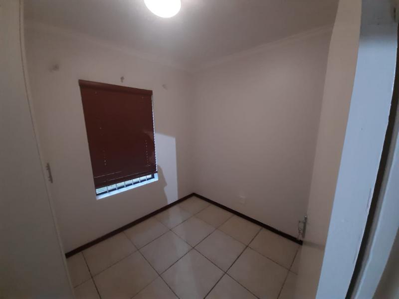 2 Bedroom Property for Sale in Parow North Western Cape